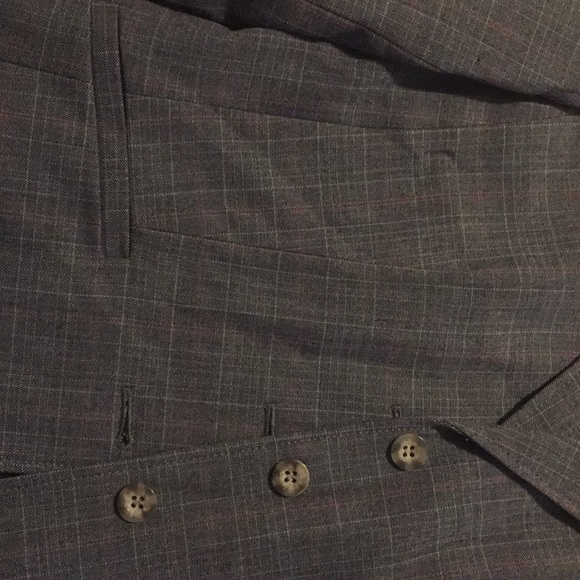 Rafaella Gray Blazer w/ Red & White plaid pattern - Picture 3 of 7